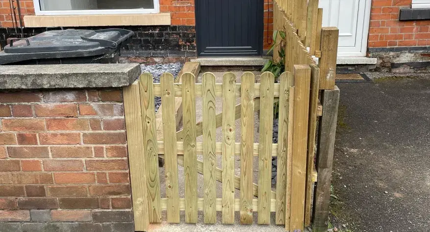 Fencing installations and repairs